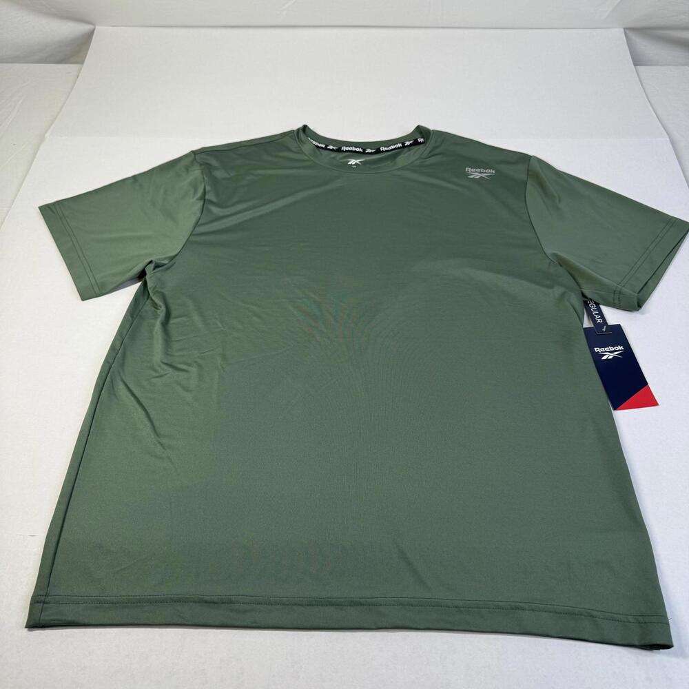 Reebok Men’s Duck Green Vector Bolt Top With Tag Size M